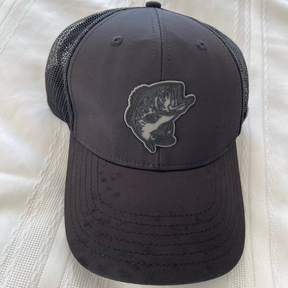 Bass Pro Shop gone fishing Bass Weld flex cap black trucker baseball hat